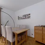 Park Szczytnicki 2-bedroom By Bookinghost Apartamento
