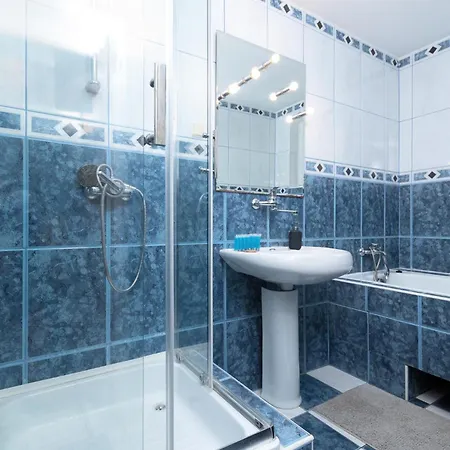 Park Szczytnicki 2-bedroom By Bookinghost Lejlighed