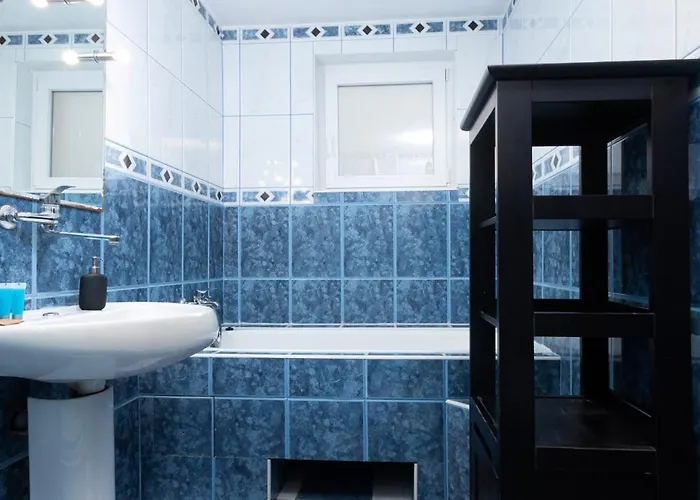 Апартаменты Park Szczytnicki 2-bedroom By Bookinghost *