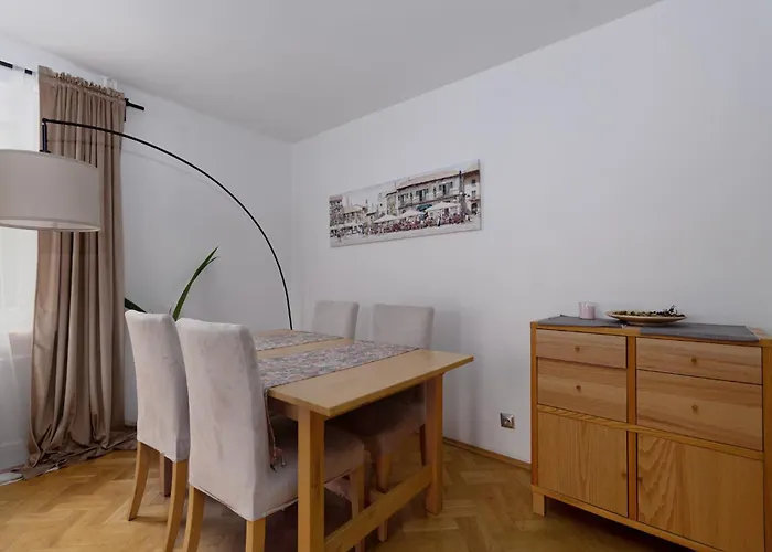 Park Szczytnicki 2-bedroom By Bookinghost Апартаменты